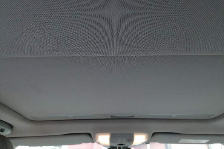 Used Mercedes-Benz C-Class 2011 C 200 CGI Elegant Model Headliner