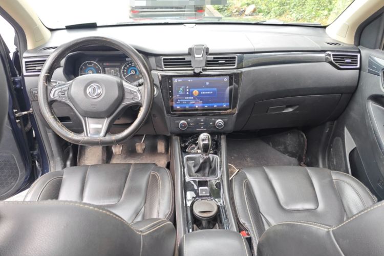 Used Dongfeng Fengon 580 2016 1.5T Manual Luxury Edition