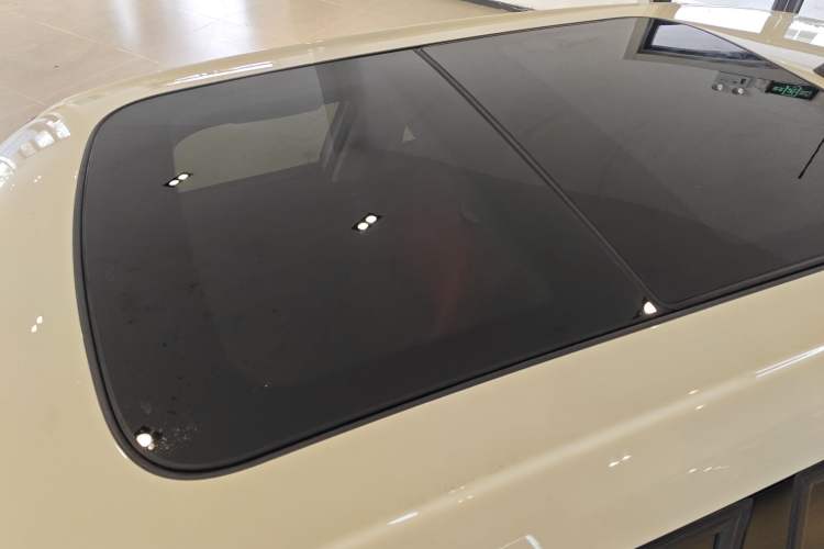 Used MINI MINI 2017 1.5T COOPER Ice Blue Limited Edition Five-Door Version