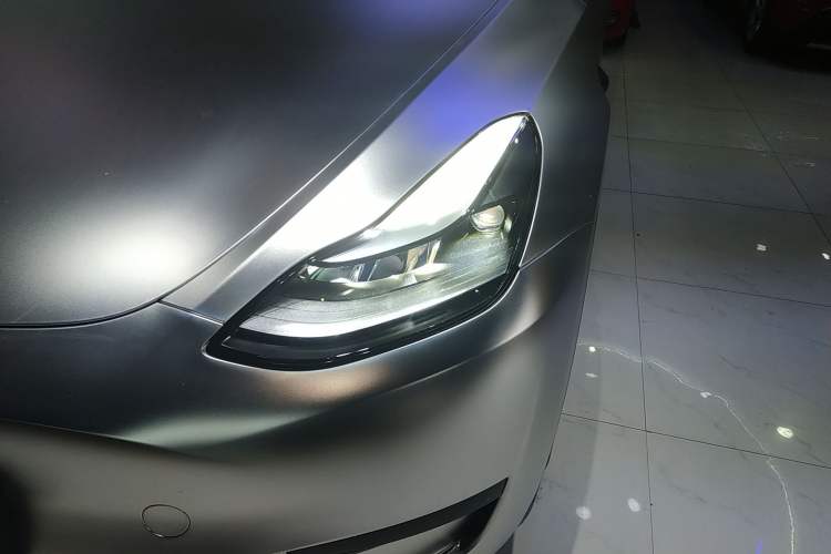 Used Tesla Model Y 2024 Rear-Wheel-Drive Version
