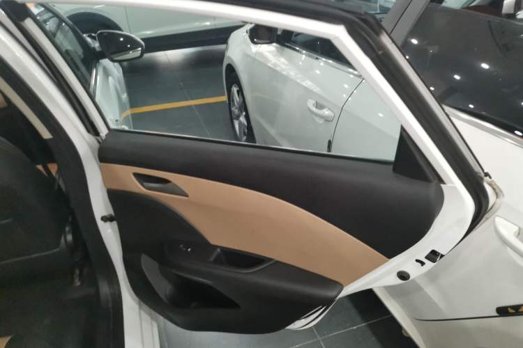 Used Chevrolet Monza 2020 320 Automatic Enjoyment Edition