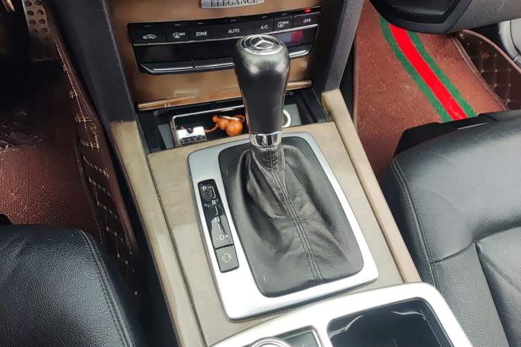 Used Mercedes-Benz E-Class 2010 E 200 CGI Elegant Model