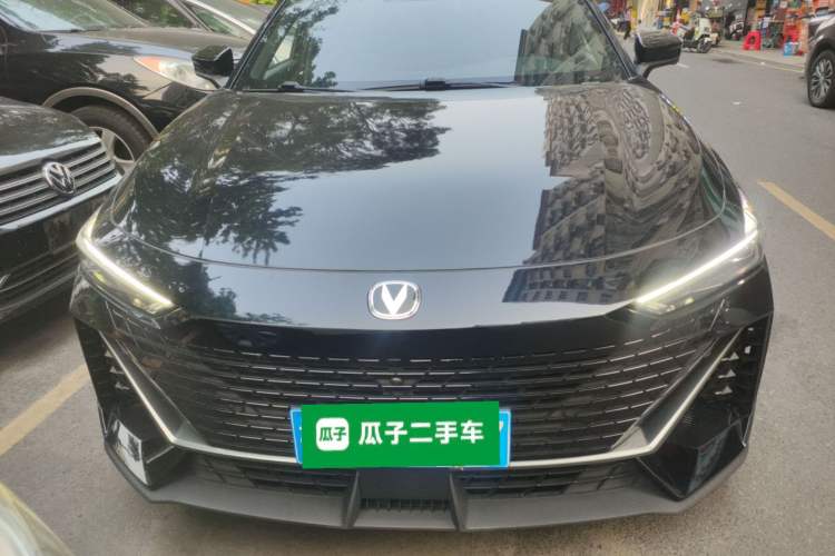 Used CHANGAN UNI-V 2023 1.5T Prestige Model Front