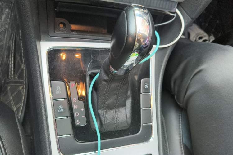 Used Volkswagen Passat 2013 1.4 TSI DSG Prestige Edition Gear Lever