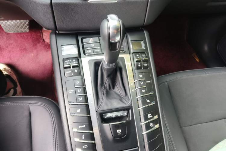 Used Porsche Macan 2014 Macan S 3.0T Gear Lever