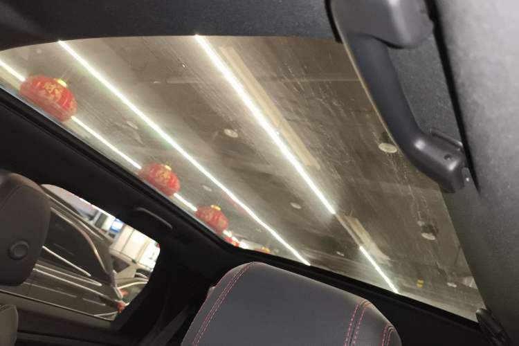 Used Land Rover Discovery Sport 2020 249 PS R-Dynamic Performance Tech Edition 5 Seats
