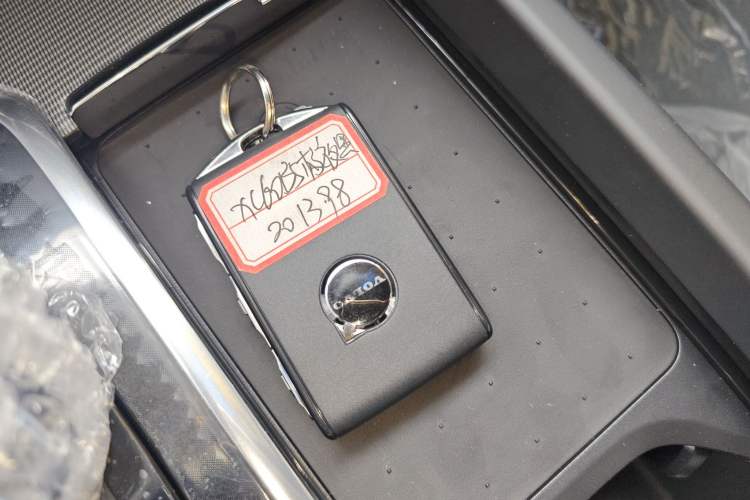 Used Volvo XC60 2025 B5 Four-Wheel Drive Smart & Advanced Midnight Black Edition