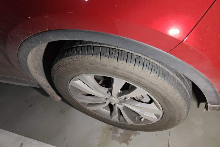 Used Geely Auto Emgrand X7 Sport 2016 1.8TD Automatic ZhiZun Version Exterior 7