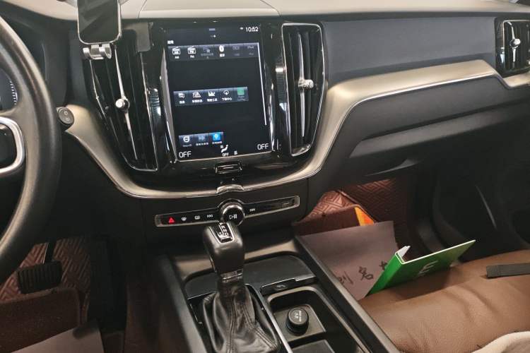 Used Volvo XC60 2021 T5 4x4 Smart Luxury Edition