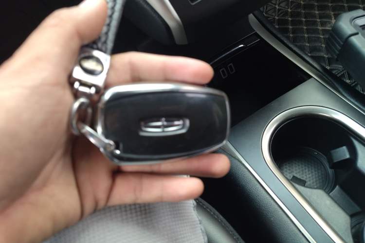 Used Lincoln MKC 2018 2.0T Two-Wheel Drive Deluxe Edition
