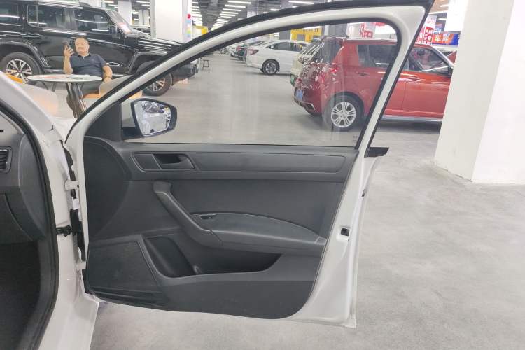 Used Volkswagen Santana 2021 1.5L Automatic Fashion Edition