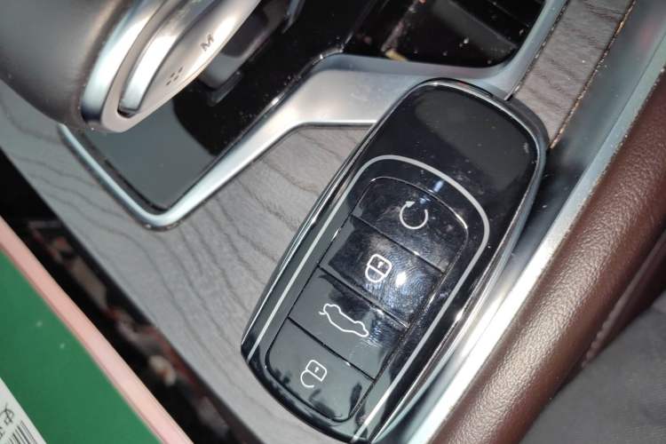 Used Chery Tiggo 8 PRO 2022 390T Two-Wheel Drive Vast Edition 5 Seats