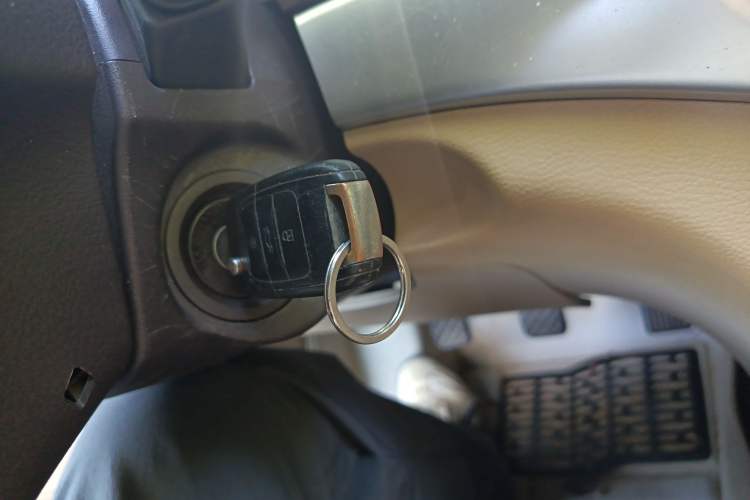 Used Baojun 730 2016 Revised Version 1.5L Manual Standard Model 5 Seats
