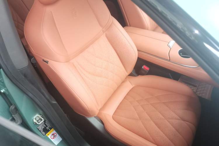 Used Deepal S07 2023 200Max Range-Extended Version
