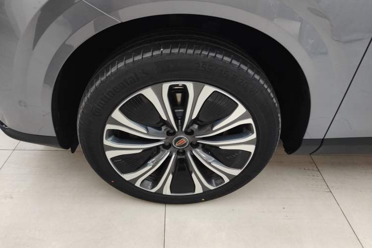 Used Hongqi HS6 PHEV 2026 220 All-Wheel Drive Smart Hybrid Version Left Front Wheel Hub