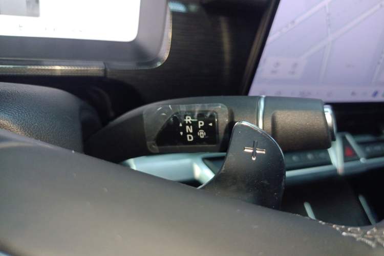 Used Tank 400 New Energy 2026 Model—Hi4-T Smart Enjoyment Version Gear Lever