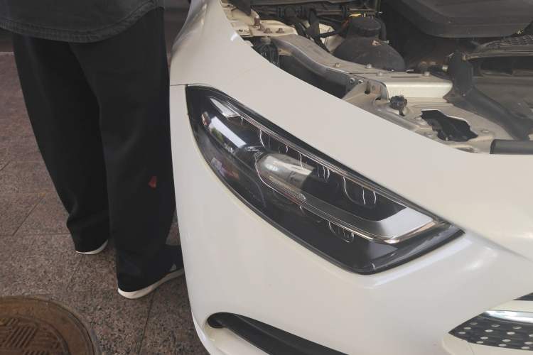 Used Mercedes-Benz CLS 2020 CLS 300 Sport Edition Right Front Headlight