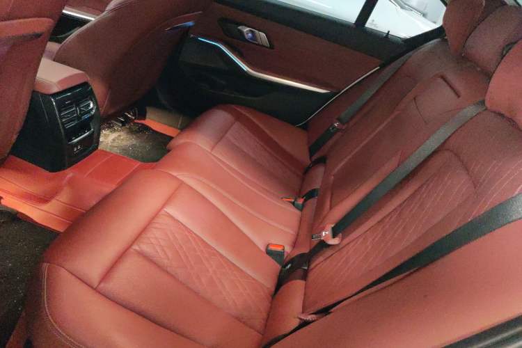 Used BMW i3 2022 eDrive 35 L
