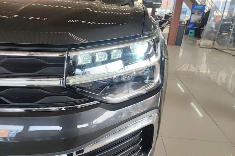 Used Volkswagen Tharu 2023 300TSI Two-Wheel-Drive Full Moon Edition Left Front Headlight