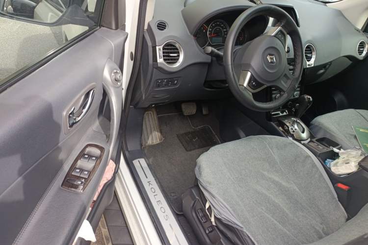 Used Renault Koleos 2014 2.0L Two-Wheel Drive Comfort Edition