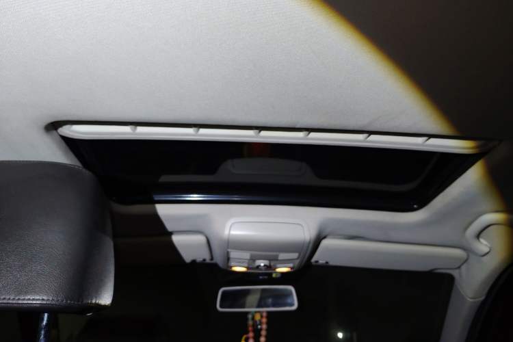 Used Volkswagen Sagitar 2012 1.4TSI Automatic Luxury Edition
