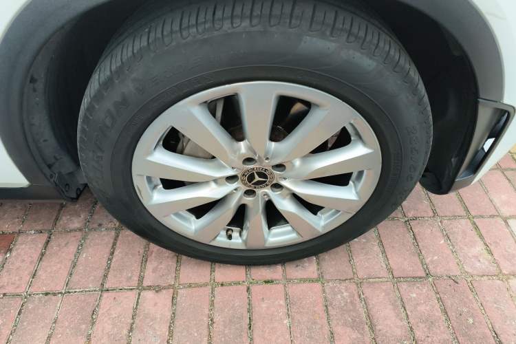 Used Mercedes-Benz GLC Coupe 2020 GLC 260 4MATIC Coupe SUV
