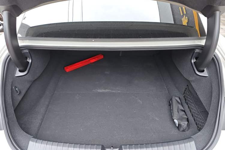 Used Xiaomi Auto SU7 2024 Four-Wheel Drive Ultra-Long Range Advanced Intelligent Driving Max Edition