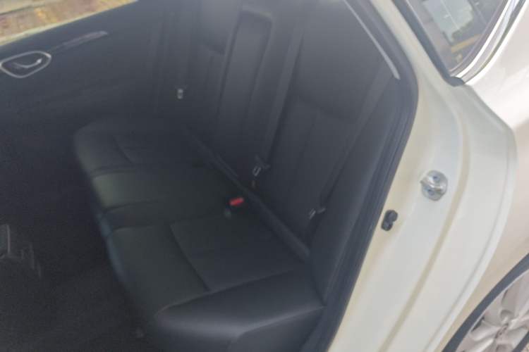 Used Nissan Sylphy 2021 Classic 1.6XL CVT Luxury Edition Left Rear Seat