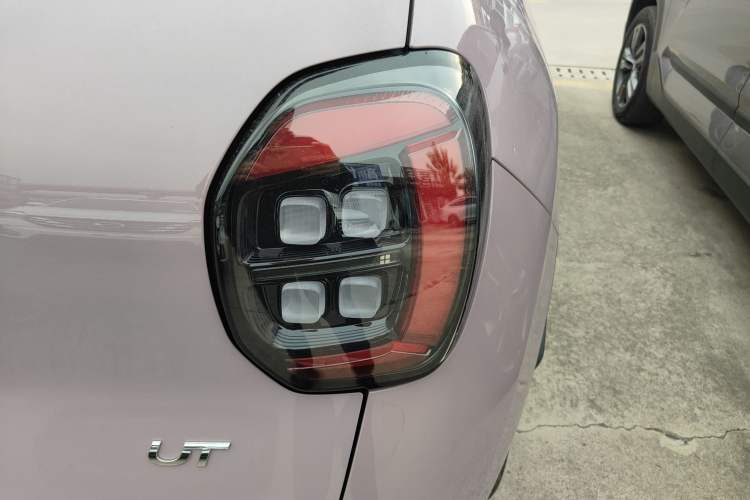 Used AION UT 2025 330 Starlight Edition Right Rear Taillight