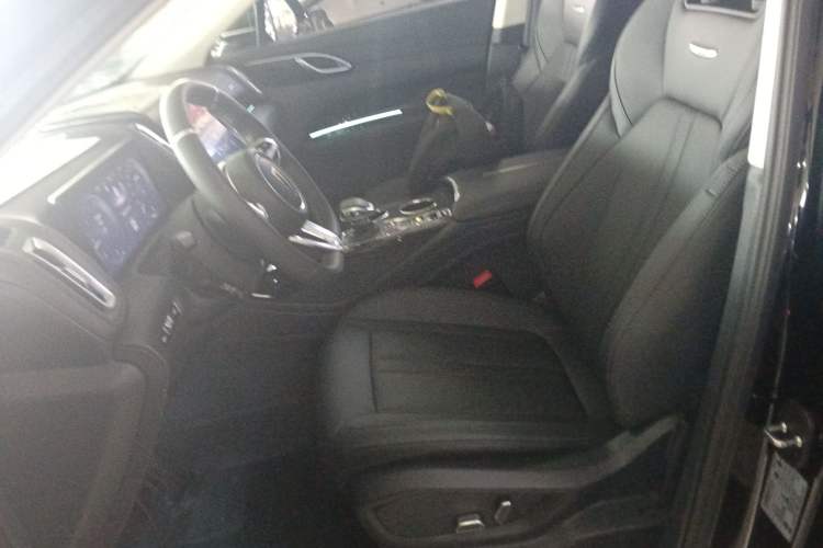 Used Hongqi HS3 2023 1.5T Two-Wheel Drive Shanwei Edition Left Front Seat