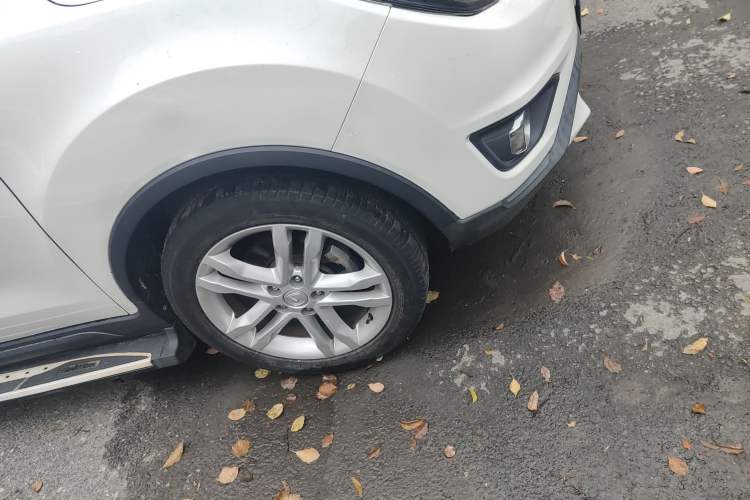 Used CHANGAN CS35 2017 1.6L Automatic Luxury Model Right Front Wheel Hub