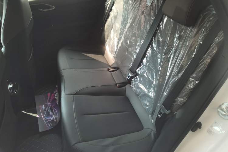 Used CHANGAN Eado 2026 Model, Fourth Generation, 1.5T 500Bar Dynamic Enjoyment Edition Left Rear Seat