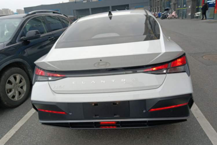 Used Hyundai Elantra 2023 1.5L CVT GLX Elite Edition
