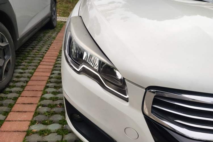 Used Peugeot 508 2015 1.6THP Automatic Prestige Edition Right Front Headlight