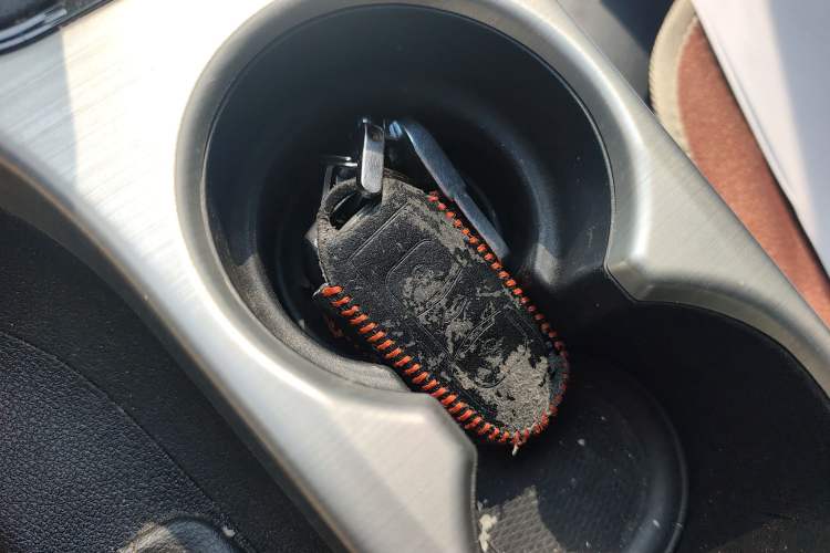 Used Geely Auto Emgrand GL 2017 1.8L Manual Elite Model
