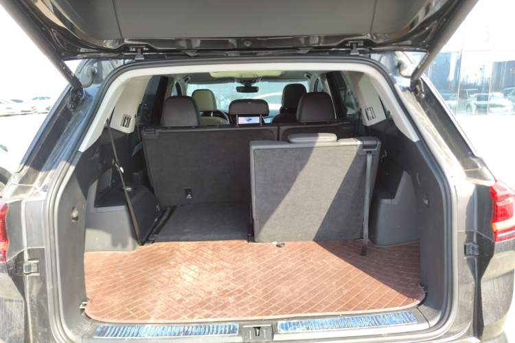 Used Volkswagen Talagon 2024 380TSI All-Wheel Drive Luxury Prestige Pro 7-Seater
