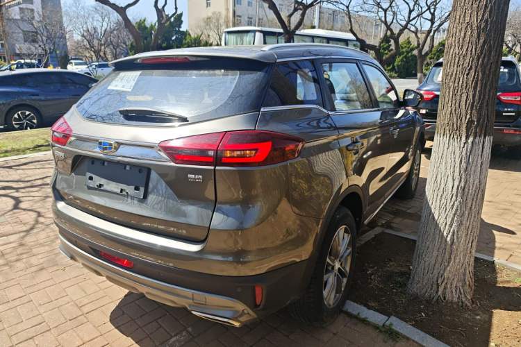 Used Geely Auto Emgrand X7 Sport 2018 1.8TD Automatic Two-Wheel Drive Zhiya Model Rear Right 45 Deg