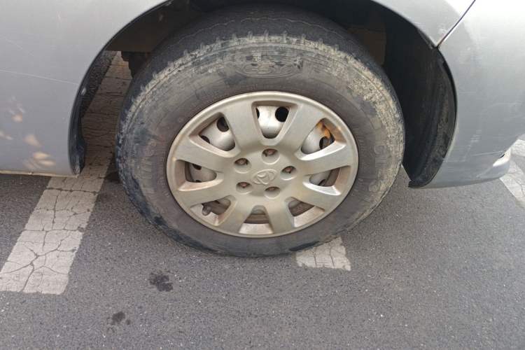 Used CHANGAN KAICHENG Ruixing M90 2021 2.0L Standard Version Flat-Top Liftgate 6-Seater LJ481Q6 Right Front Wheel Hub