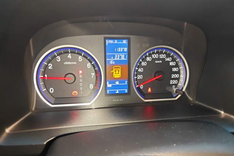 Used Honda CR-V 2010 2.0L automatic two-wheel drive urban version Instrument Cluster