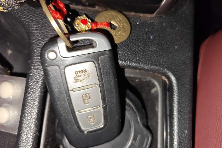 Used Hyundai Elantra (5th Generation / Langdong) 2013 1.6L Automatic Leading Model Vehicle Key