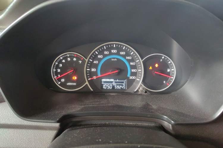 Used Wuling Hongguang V 2019 1.5L Enjoyment Version China VI LAR