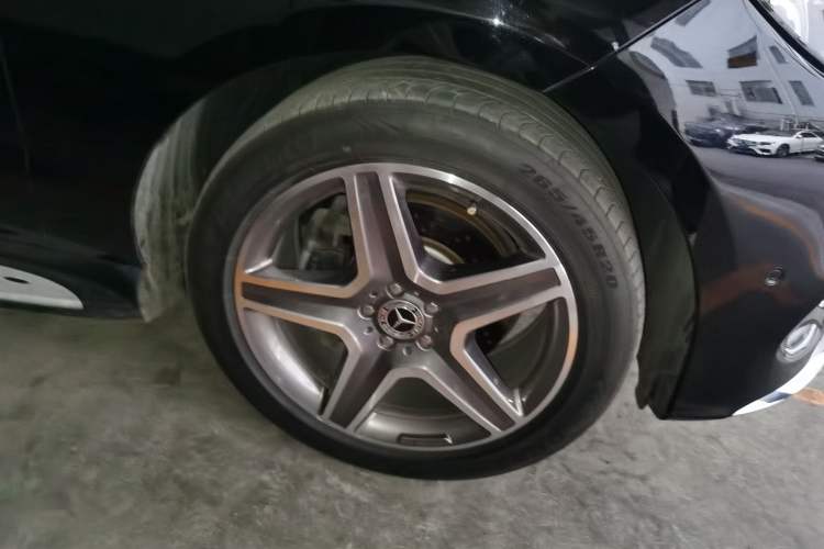 Used Mercedes-Benz GLE 2017 GLE 400 4MATIC
