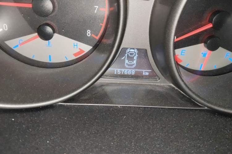 Used Geely Auto GX7 2015 Classic Edition 1.8L Manual Elite Model China IV
