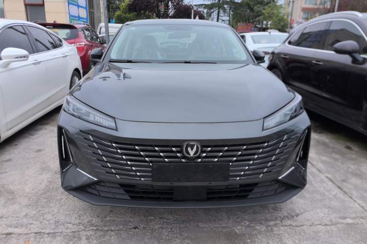 Used CHANGAN Eado PHEV 2025 Smart New Blue Whale 145KM Battleship Edition Front