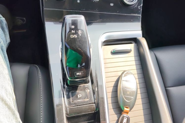 Used Bestune B70 2022 Third Generation 1.5T Automatic Enjoyment Version Gear Lever