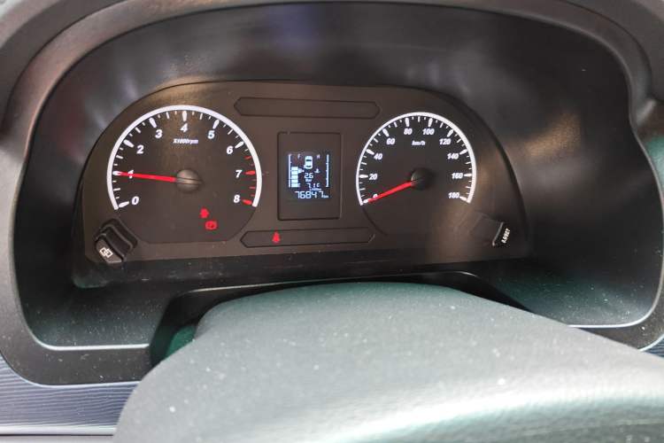 Used FORTHING Lingzhi 2022 M5 1.6L Practical 7-Seater
