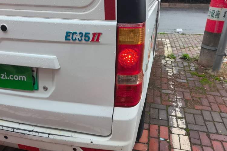 Used Ruichi EC35 2022 EC35 II Standard Edition 39.42 kWh
