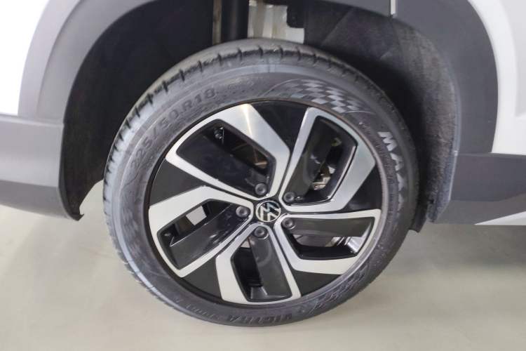 Used Volkswagen Tharu 2024 300TSI Two-Wheel-Drive Full Moon Edition Exterior 5