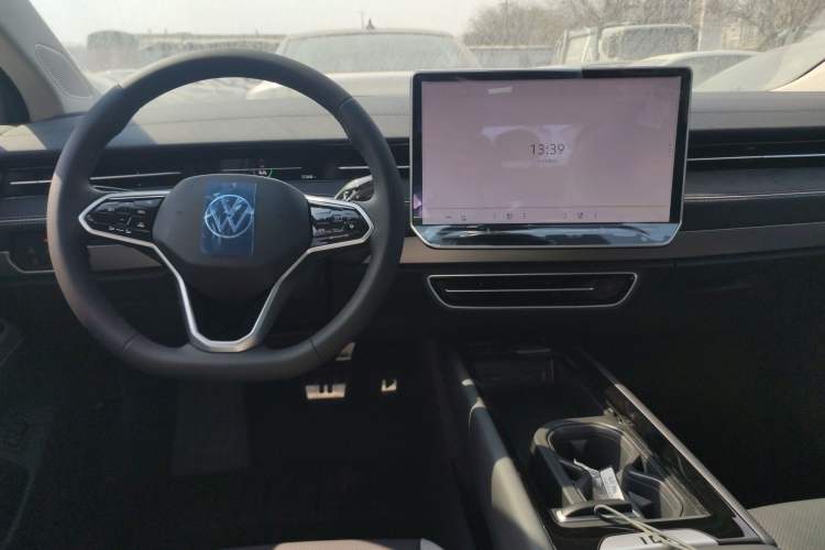 Used Volkswagen ID.7 VIZZION 2024 PRO Model Center Console