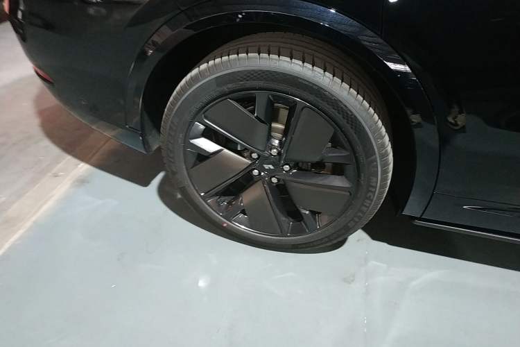 Used Li Auto L9 2025 Ultra Smart Refreshed Edition